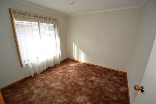 10 President Street, Seymour VIC 3660, Seymour - Thumbnail 8