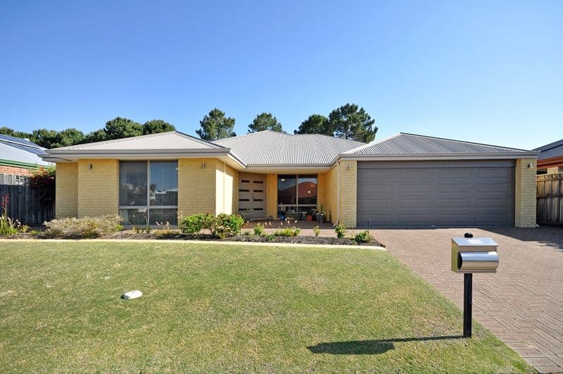 208 Charlottes Vista, Ellenbrook WA 6069, Ellenbrook - Thumbnail 2