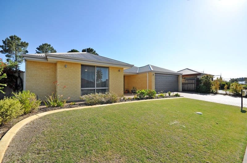 208 Charlottes Vista, Ellenbrook WA 6069, Ellenbrook - Thumbnail 3