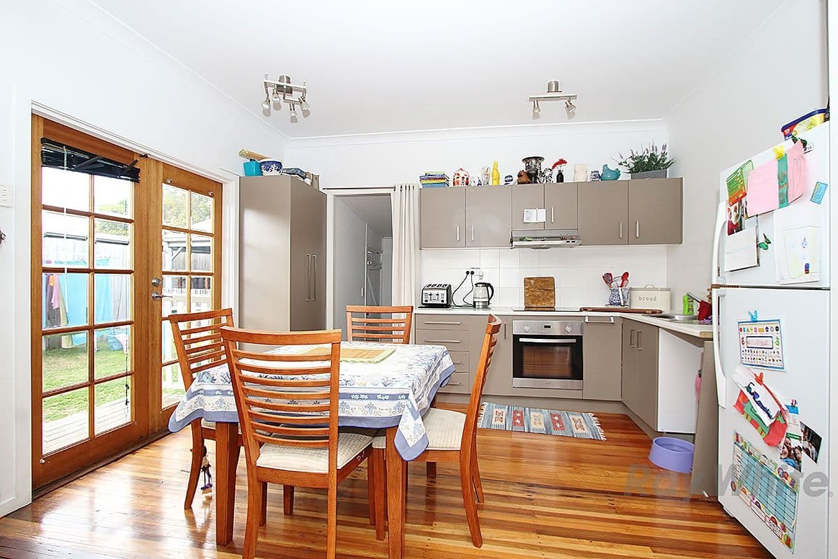 170 South Station Road, Silkstone QLD 4304, Silkstone - Image 1