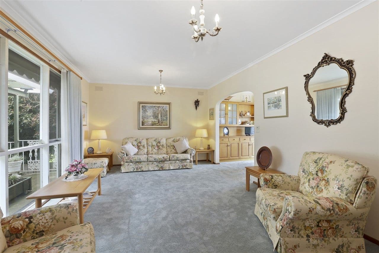 71 Reigate Road, Highton VIC 3216, Highton - Thumbnail 2