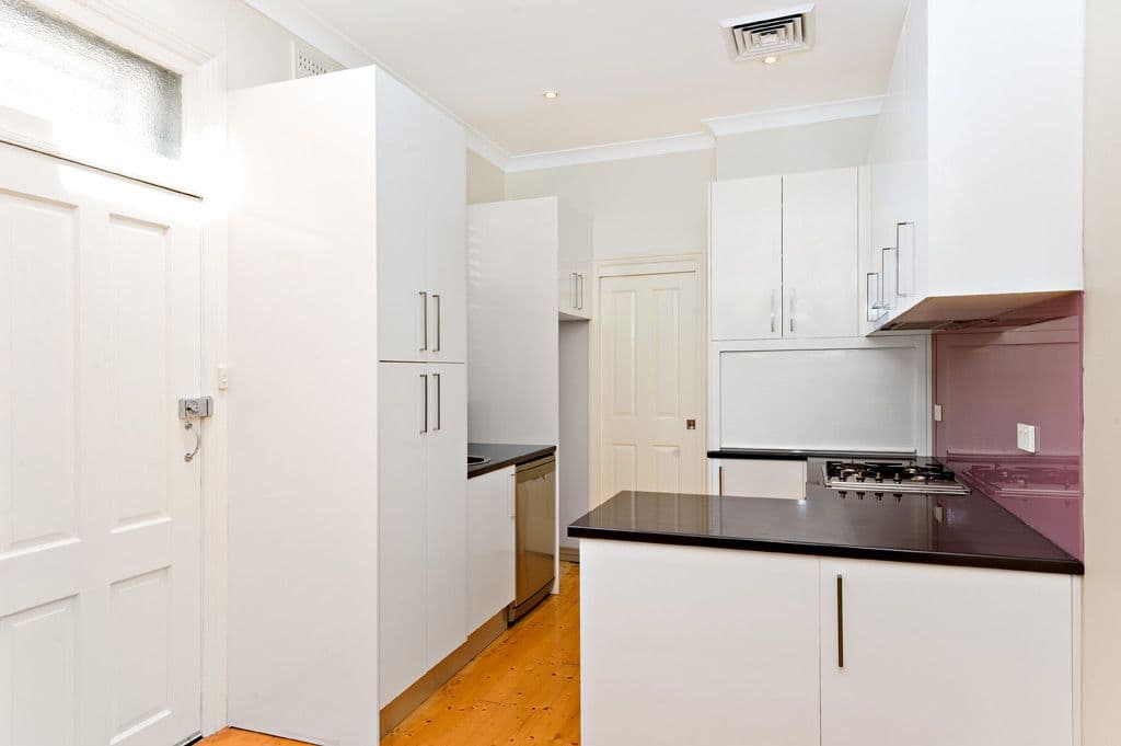 64 O'Connell Street, Newtown - Thumbnail 4