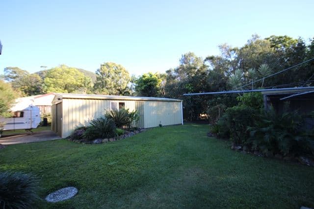 1 Hibiscus Court, BEERBURRUM QLD 4517, Beerburrum - Thumbnail 4
