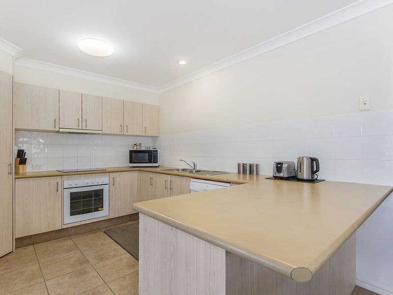 6 Lacy Lane, Upper Coomera QLD 4209, Upper Coomera - Thumbnail 3