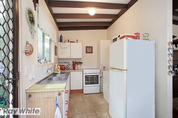 38 Lerose Avenue, Kallangur QLD 4503, Kallangur - Thumbnail 8