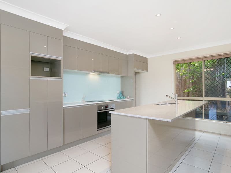 18 Selangor Court, Tanah Merah QLD 4128, Tanah Merah - Thumbnail 2