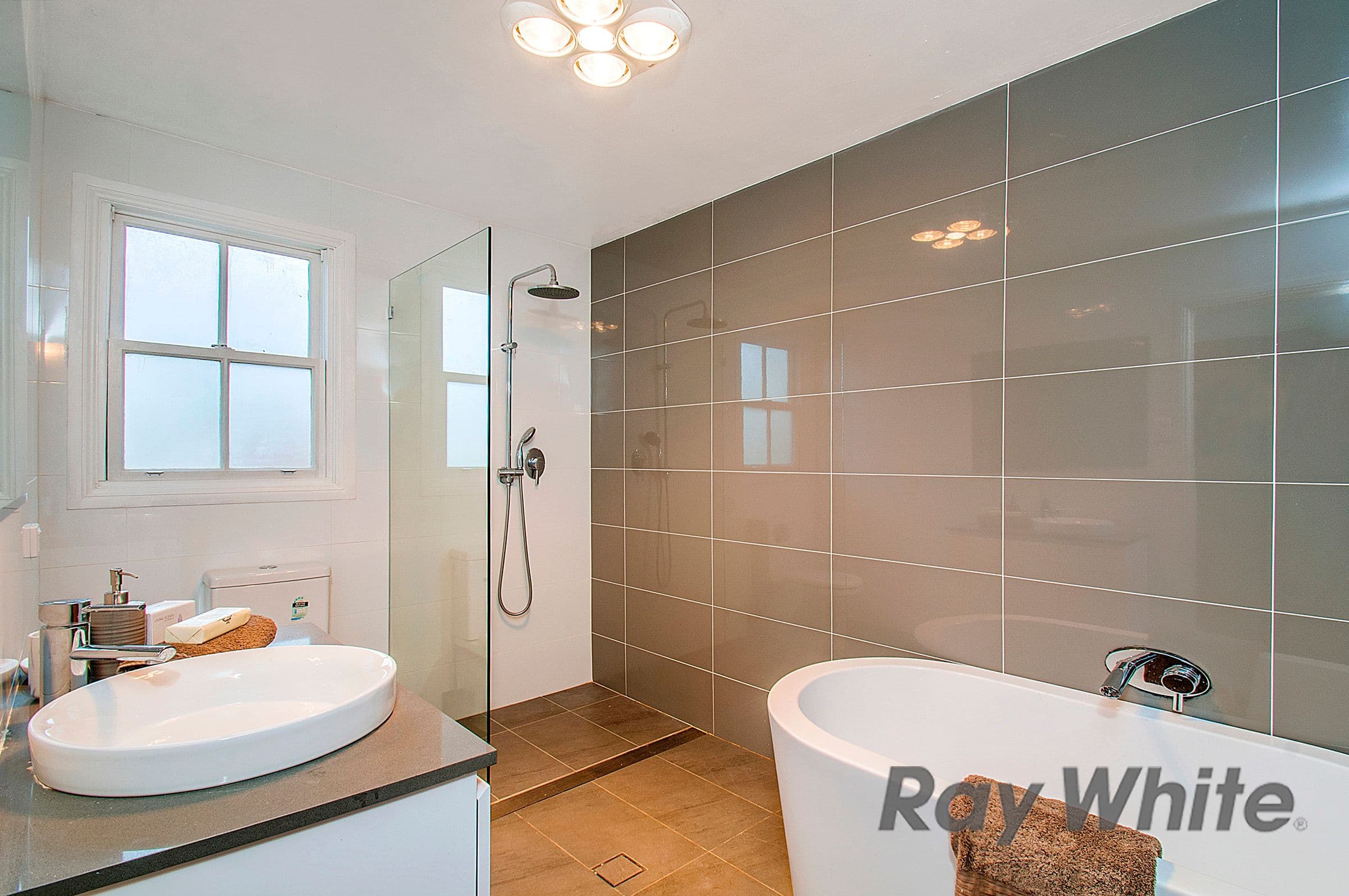 93 Pennant Parade, Epping - Thumbnail 8