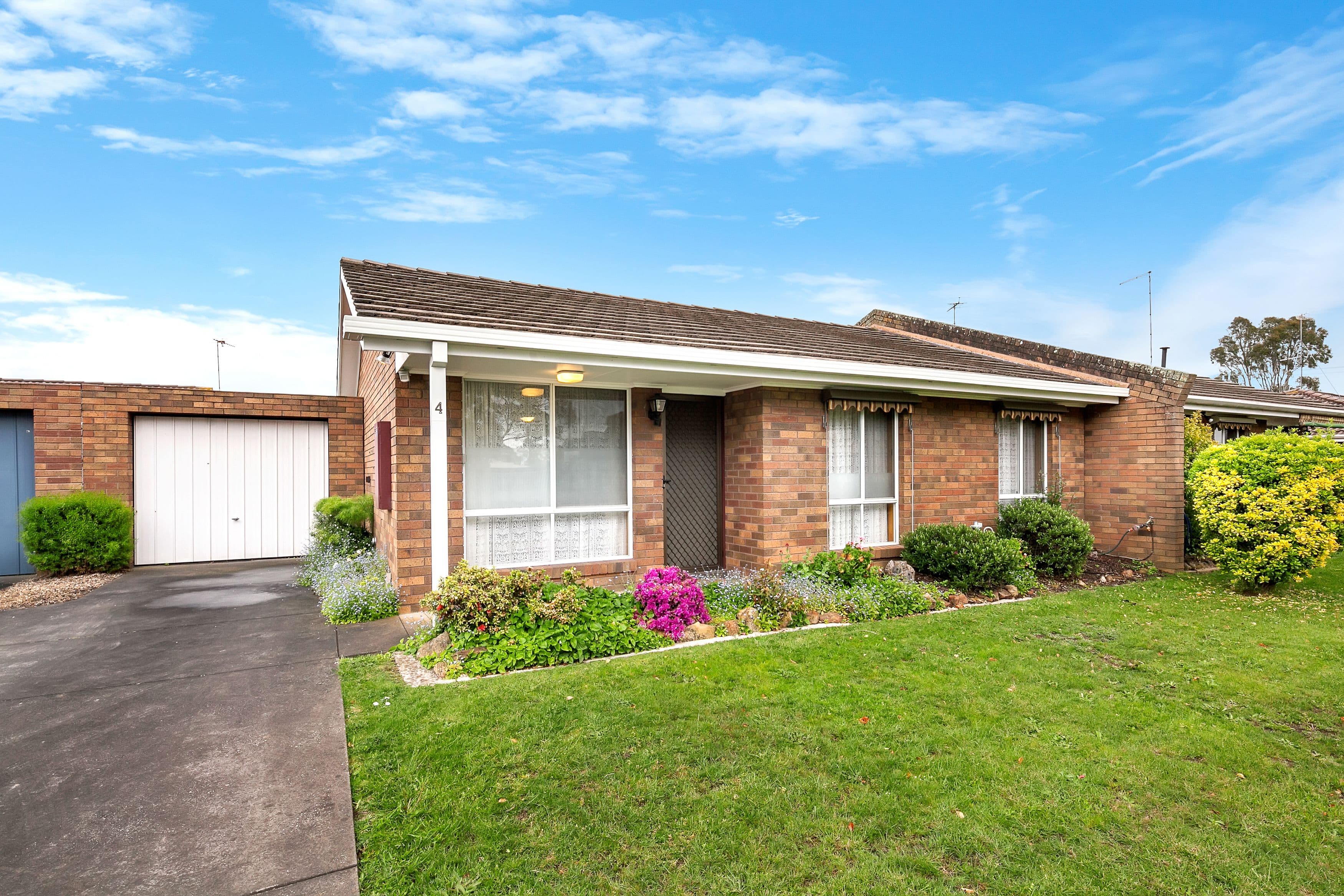 4/25 Dare Street, Wendouree  Victoria  3355, Australia, Wendouree - Image 1