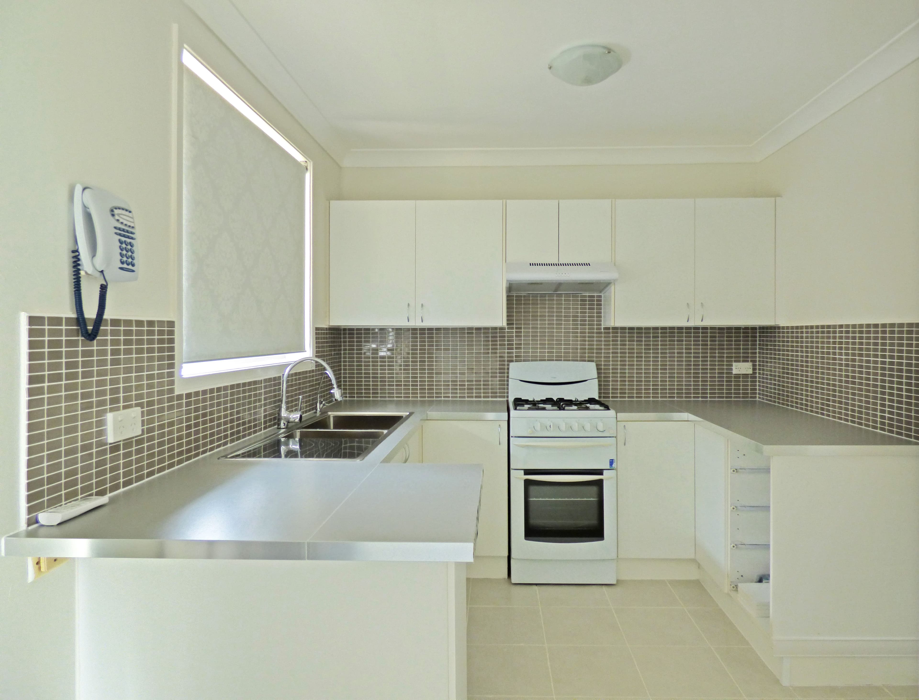 2 Adrian Close, Bateau Bay - Thumbnail 3
