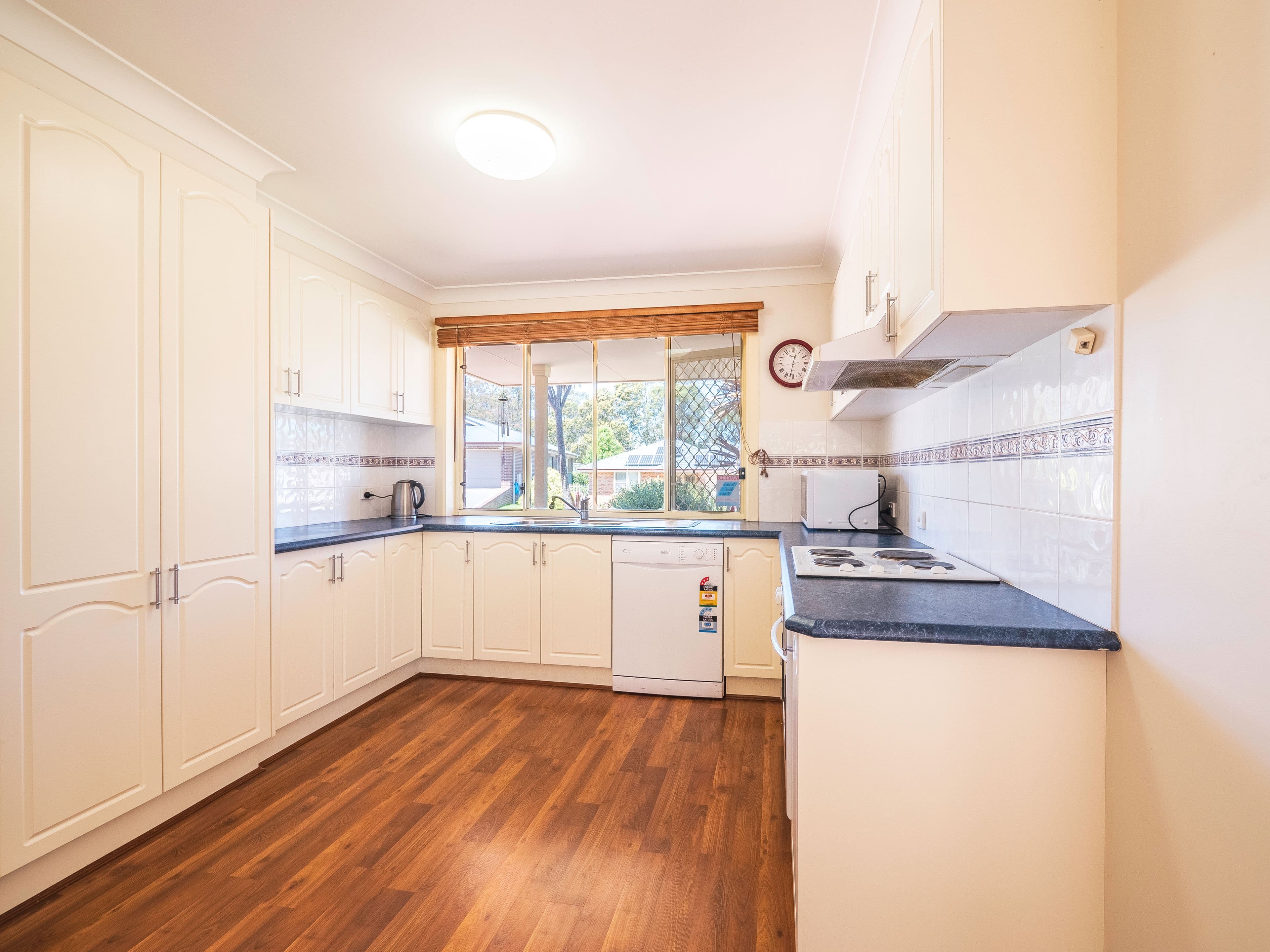 32 Norris Drive, Armidale - Thumbnail 4