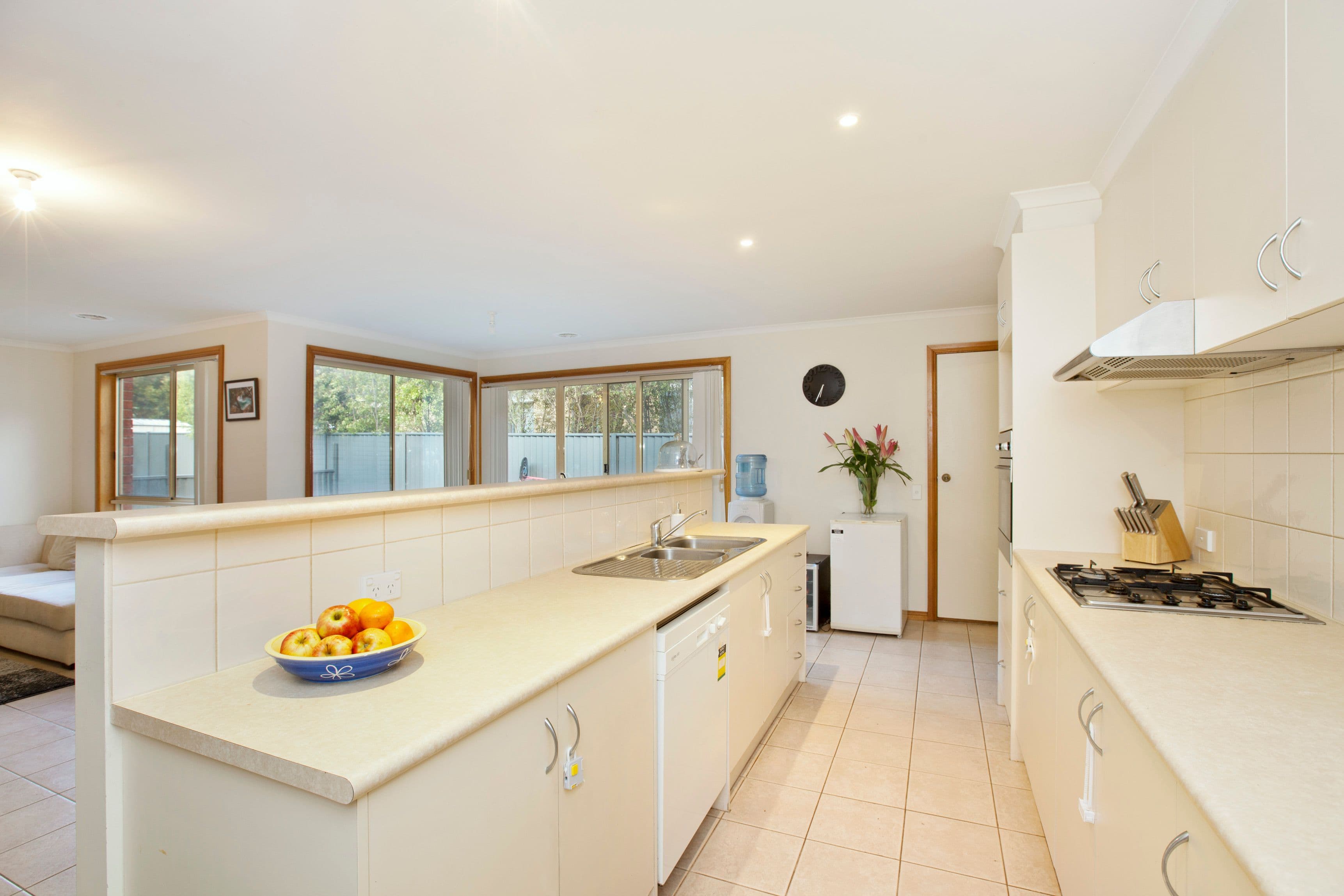 2 Mayfair Court, Mount Helen VIC 3350, Mount Helen - Thumbnail 3