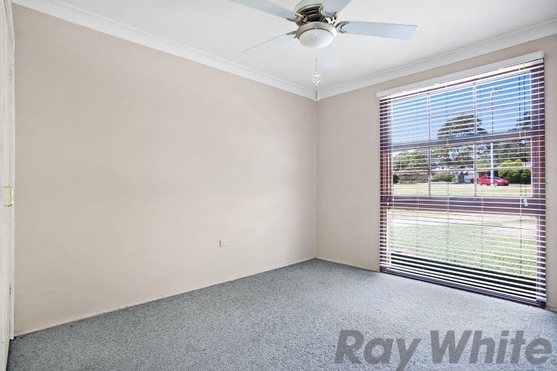 18 Stafford Close, Metford - Thumbnail 4