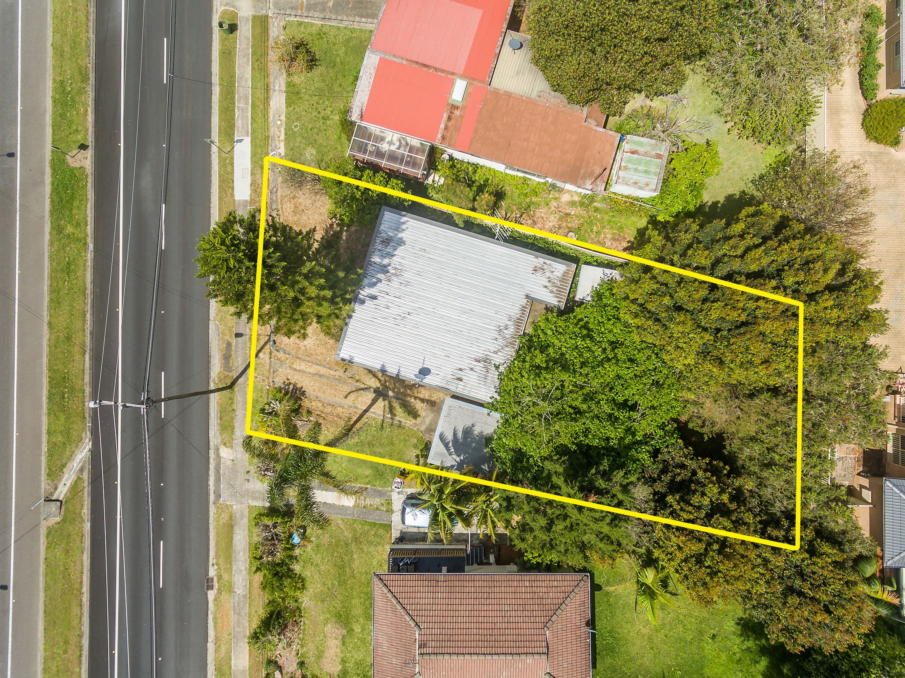 593 The Entrance Road, Bateau Bay - Thumbnail 2