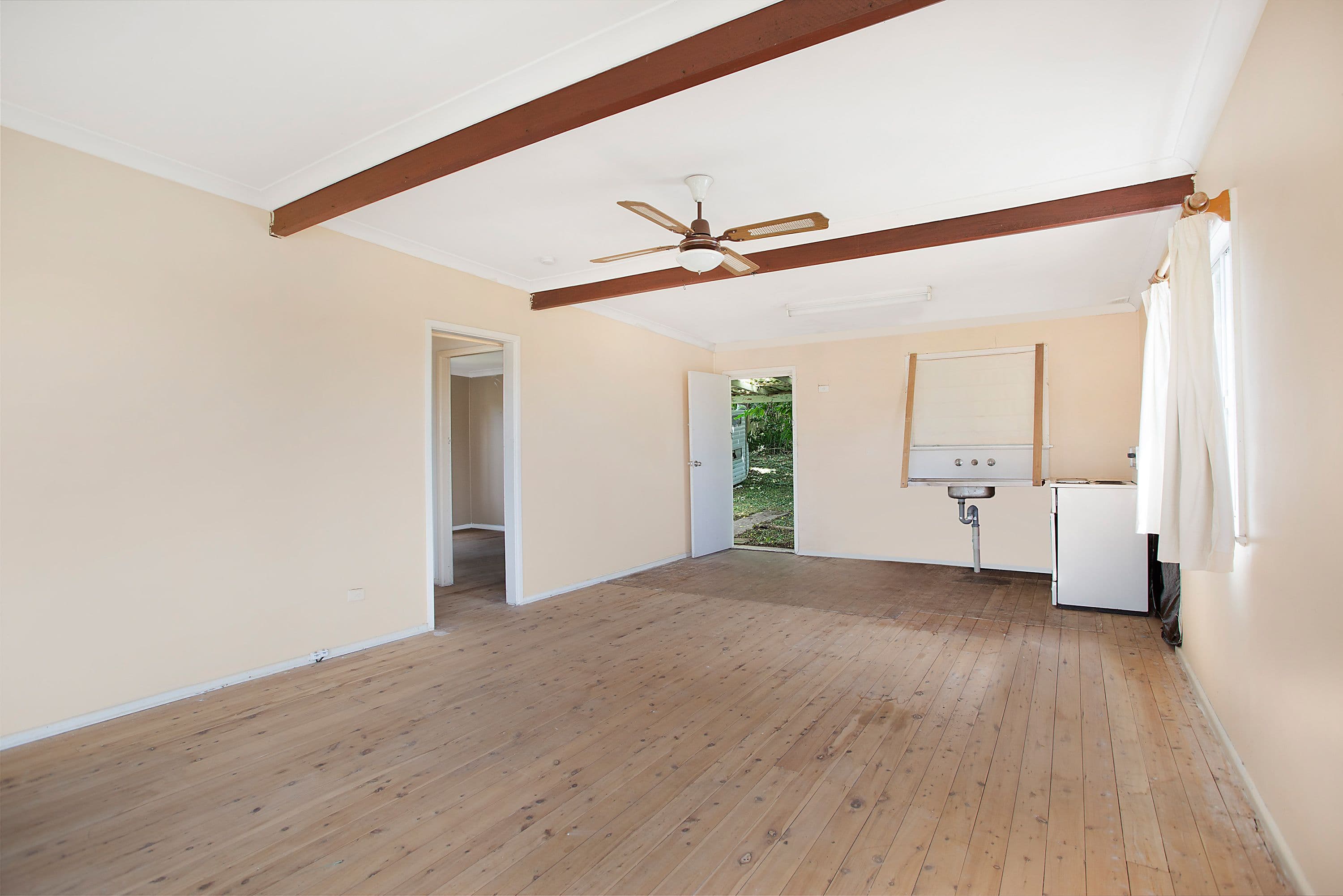 593 The Entrance Road, Bateau Bay - Thumbnail 3