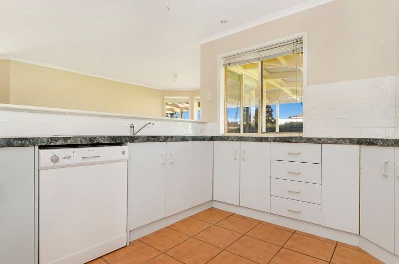 44 High Street, Bannockburn VIC 3331, Bannockburn - Thumbnail 2