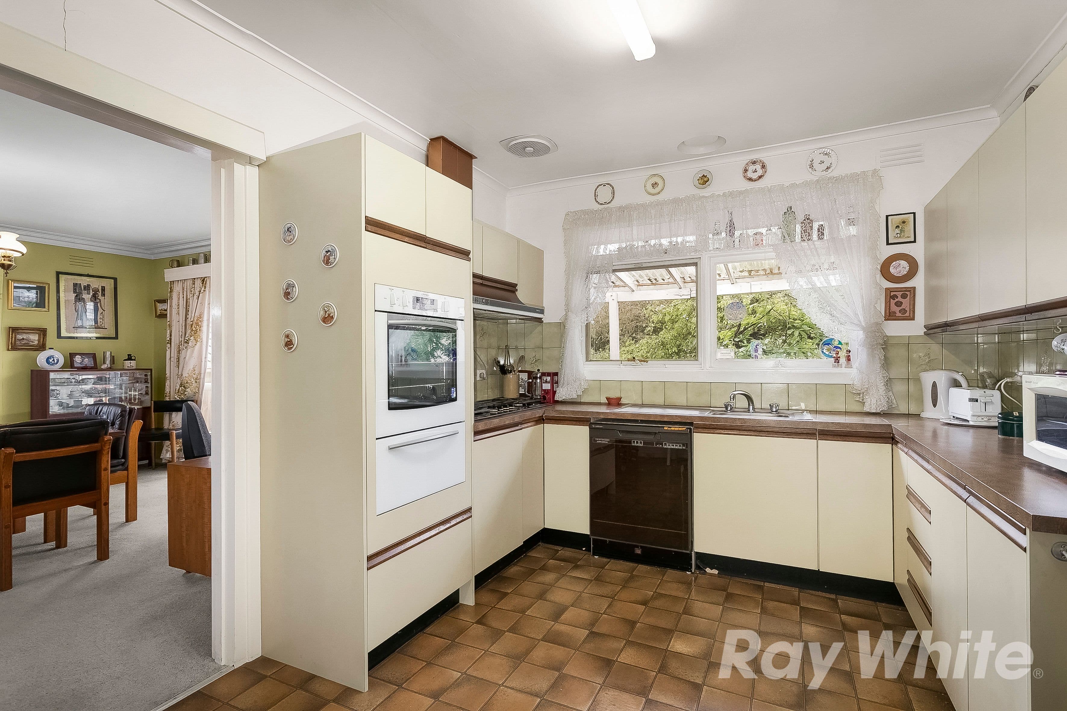 26 Baily Street, Mount Waverley VIC 3149, Mount Waverley - Thumbnail 4