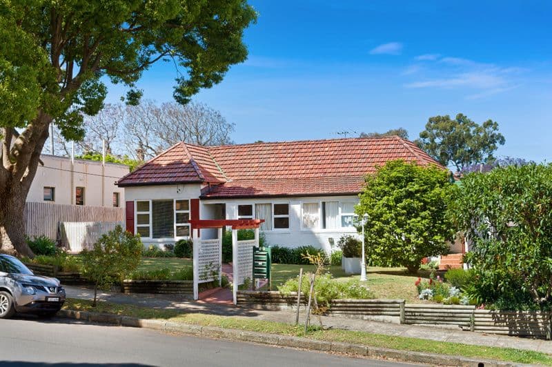 51 Albert Street, Petersham - Thumbnail 2