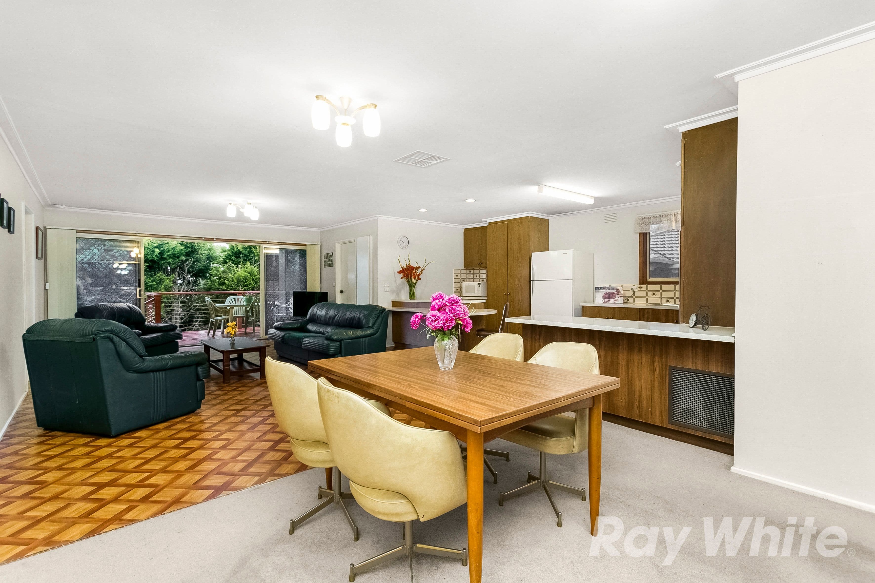 55 Buller Drive, Glen Waverley VIC 3150, Glen Waverley - Thumbnail 3