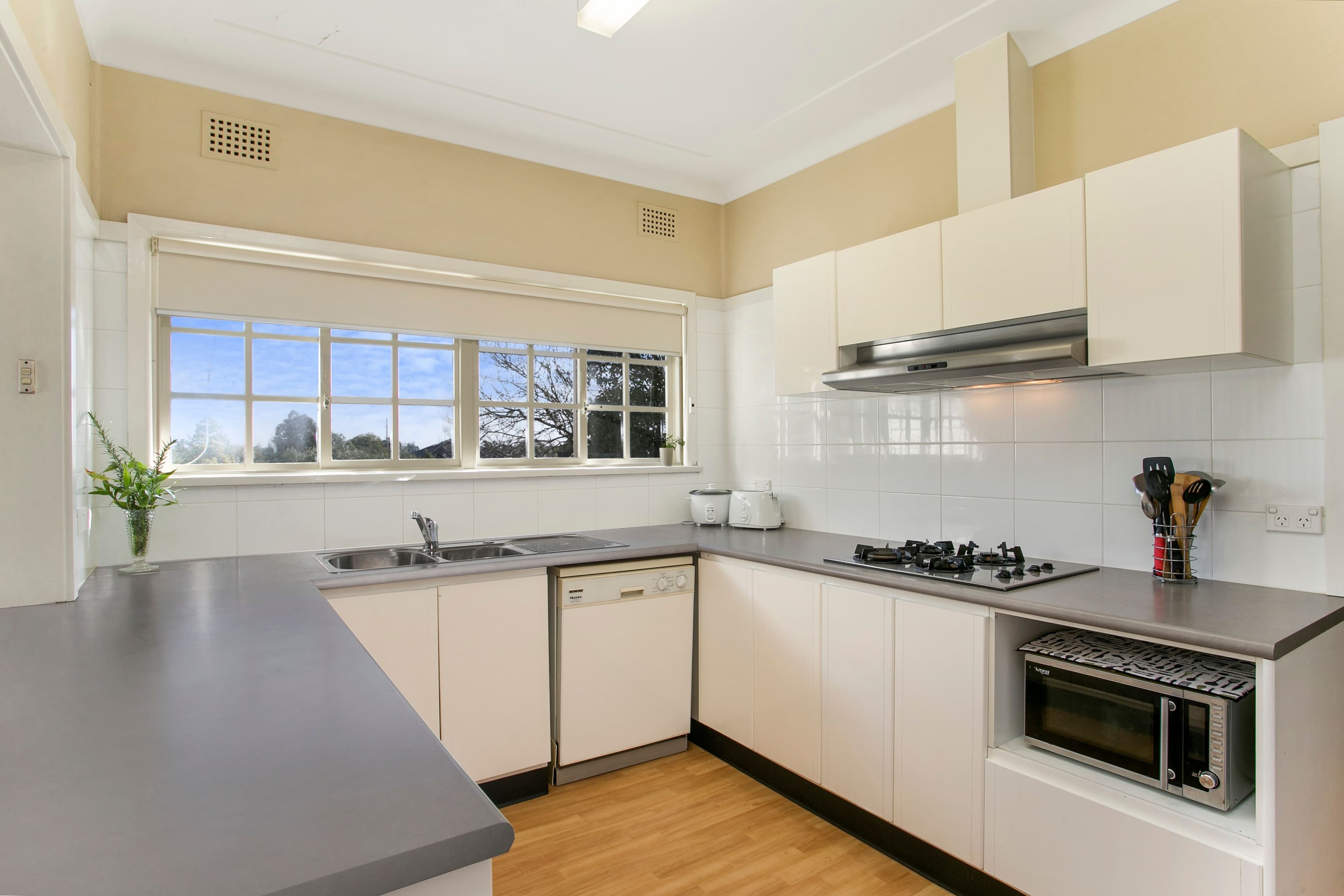77 Great Western Highway, BLAXLAND NSW 2774, Blaxland - Thumbnail 2