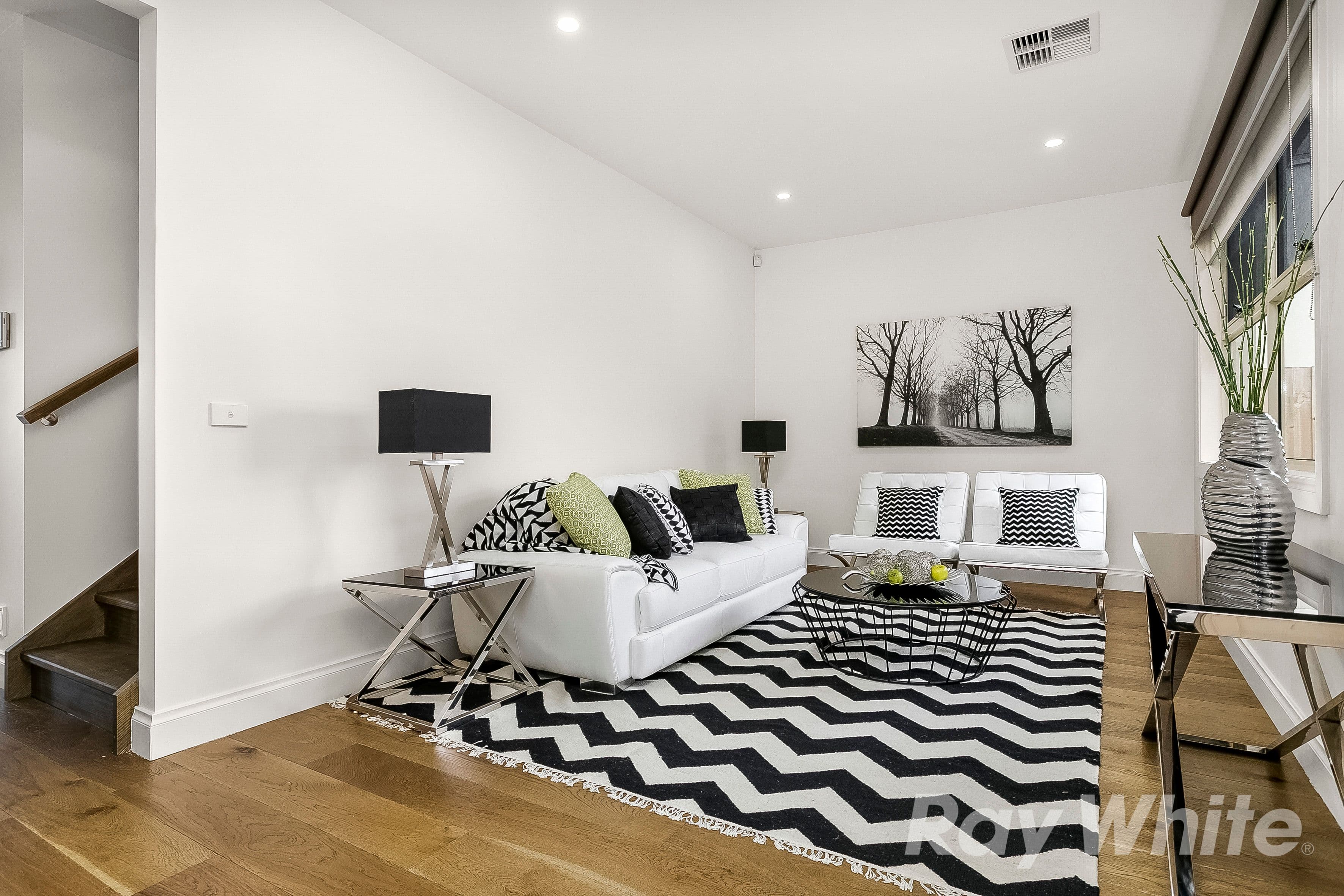 2 Adams Avenue, Glen Waverley VIC 3150, Glen Waverley - Thumbnail 2