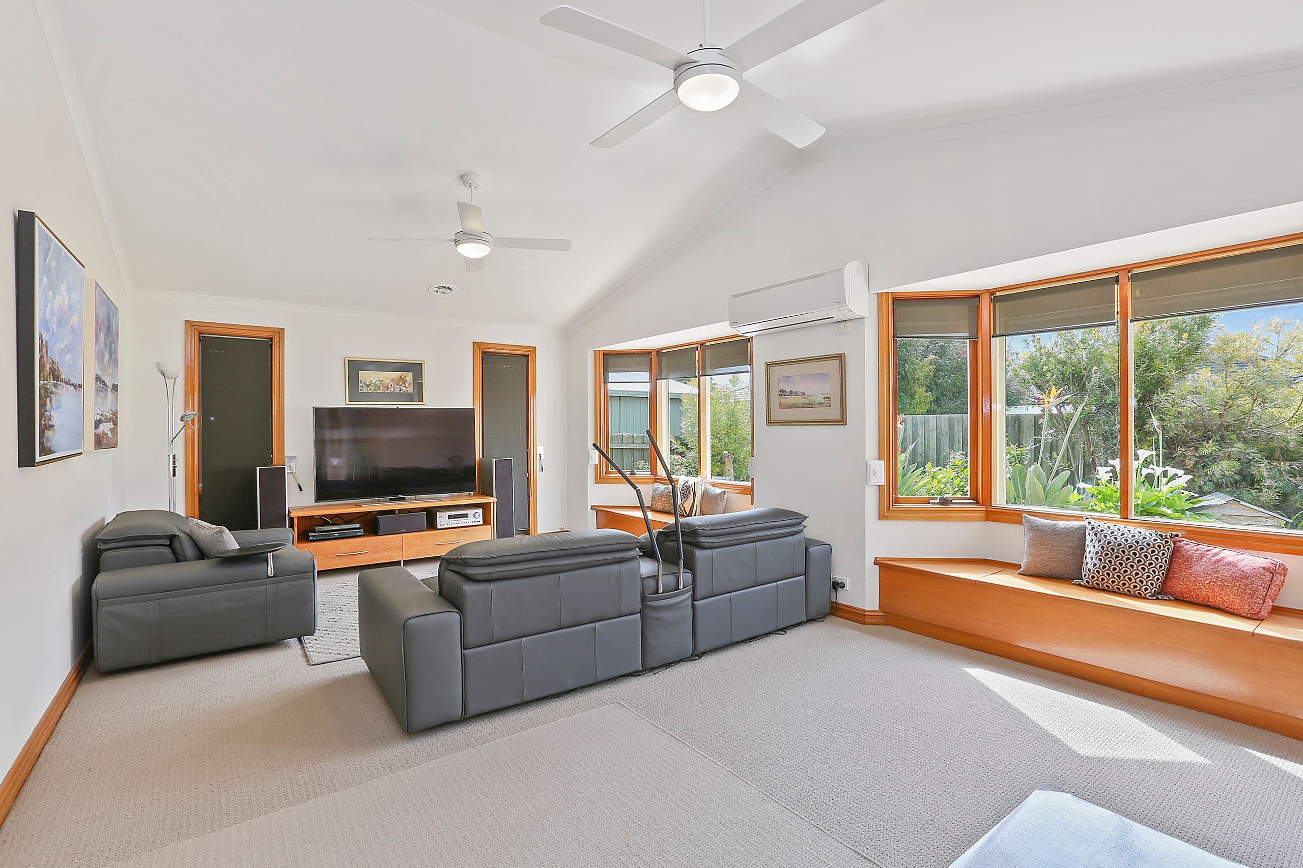 14 Sherwood Grove, Lara VIC 3212, Lara - Thumbnail 2