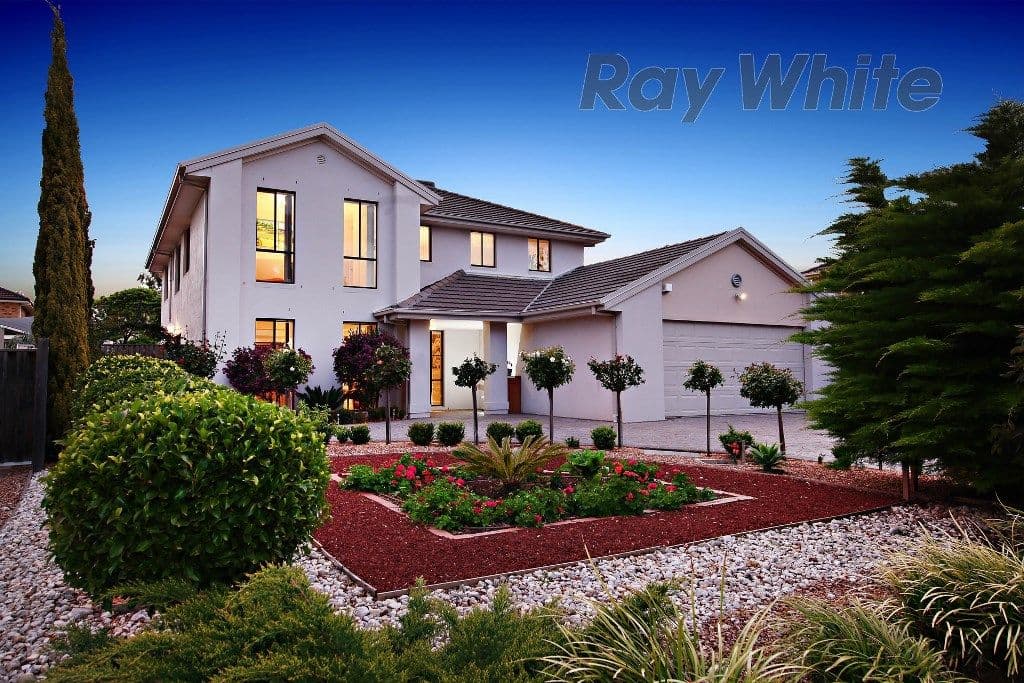 10 Woodruff Court, Sanctuary Lakes VIC 3030, Sanctuary Lakes - Image 1