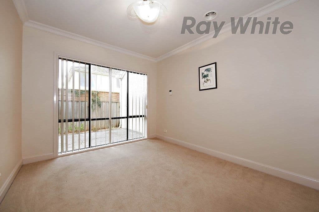 10 Woodruff Court, Sanctuary Lakes VIC 3030, Sanctuary Lakes - Thumbnail 6