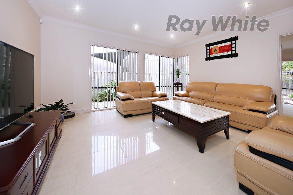 10 Woodruff Court, Sanctuary Lakes VIC 3030, Sanctuary Lakes - Thumbnail 7