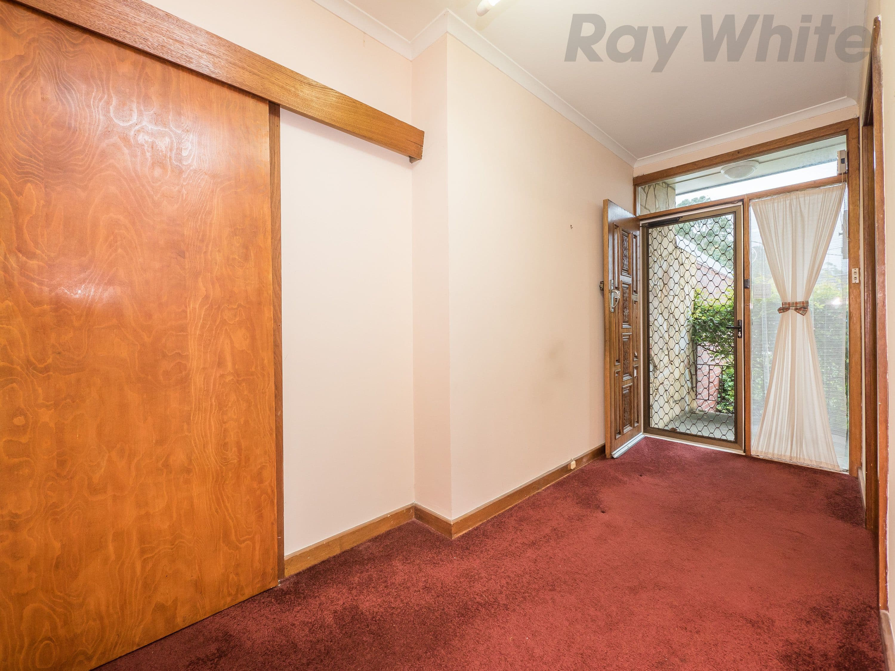 1 Dale Crescent, Mount Stuart TAS 7000, Mount Stuart - Thumbnail 2