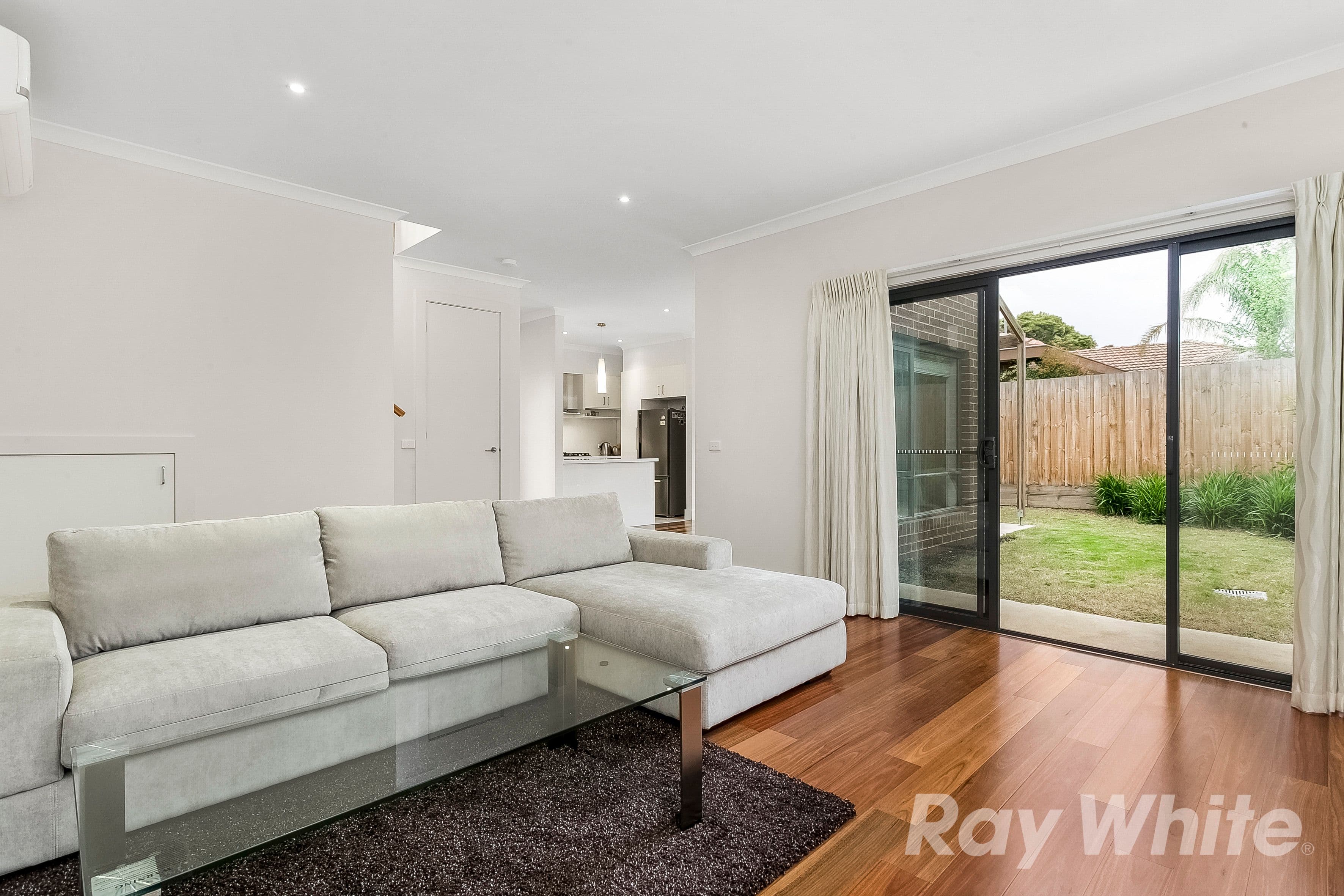 7 Myrtle Court, Doncaster East VIC 3109, Doncaster East - Thumbnail 2