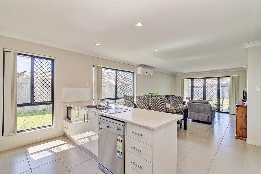 55 Argule Street, Hillcrest QLD 4118, Hillcrest - Thumbnail 5