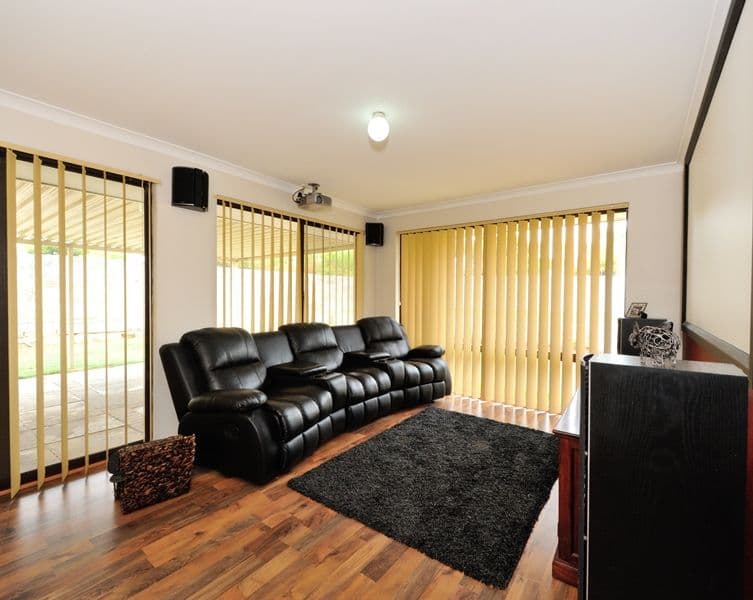 51 Bondi Crescent, Warnbro WA 6169, Warnbro - Thumbnail 3