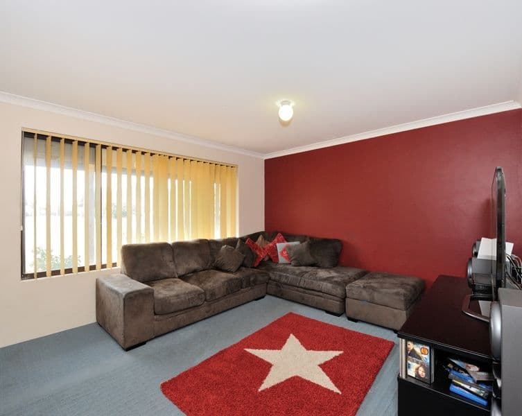51 Bondi Crescent, Warnbro WA 6169, Warnbro - Thumbnail 2