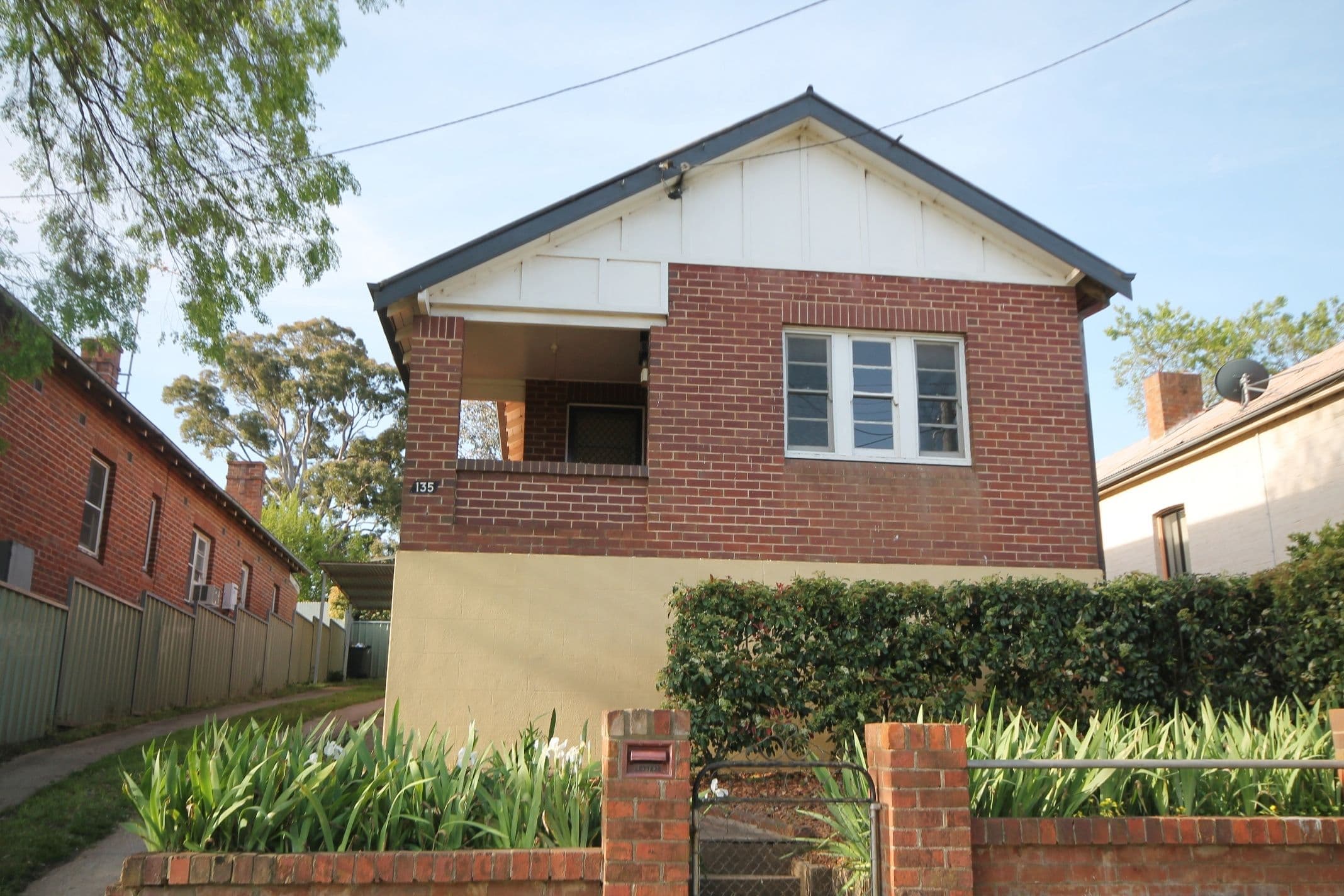 135 Nasmyth Street, Young - Image 1