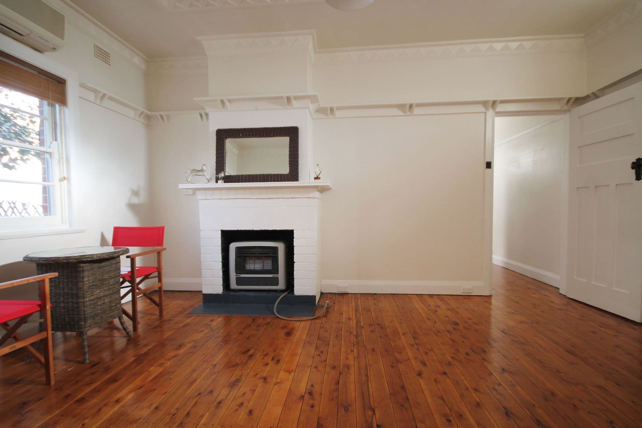135 Nasmyth Street, Young - Thumbnail 6