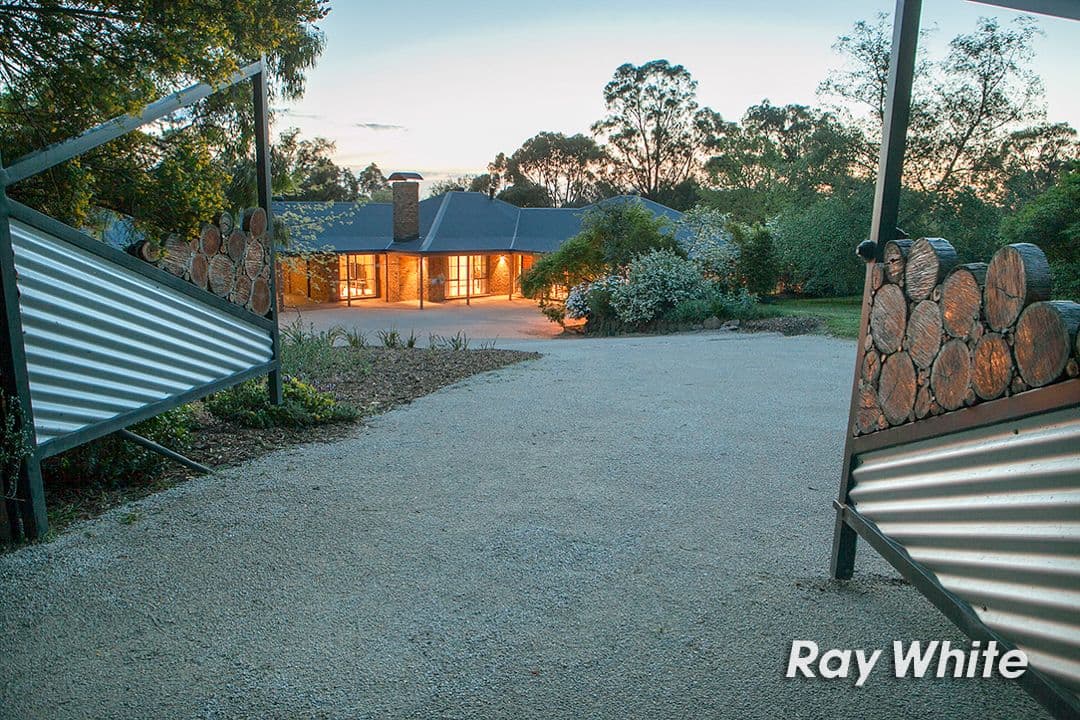85 Weeroona Road, Langwarrin South VIC 3911, Langwarrin South - Thumbnail 2