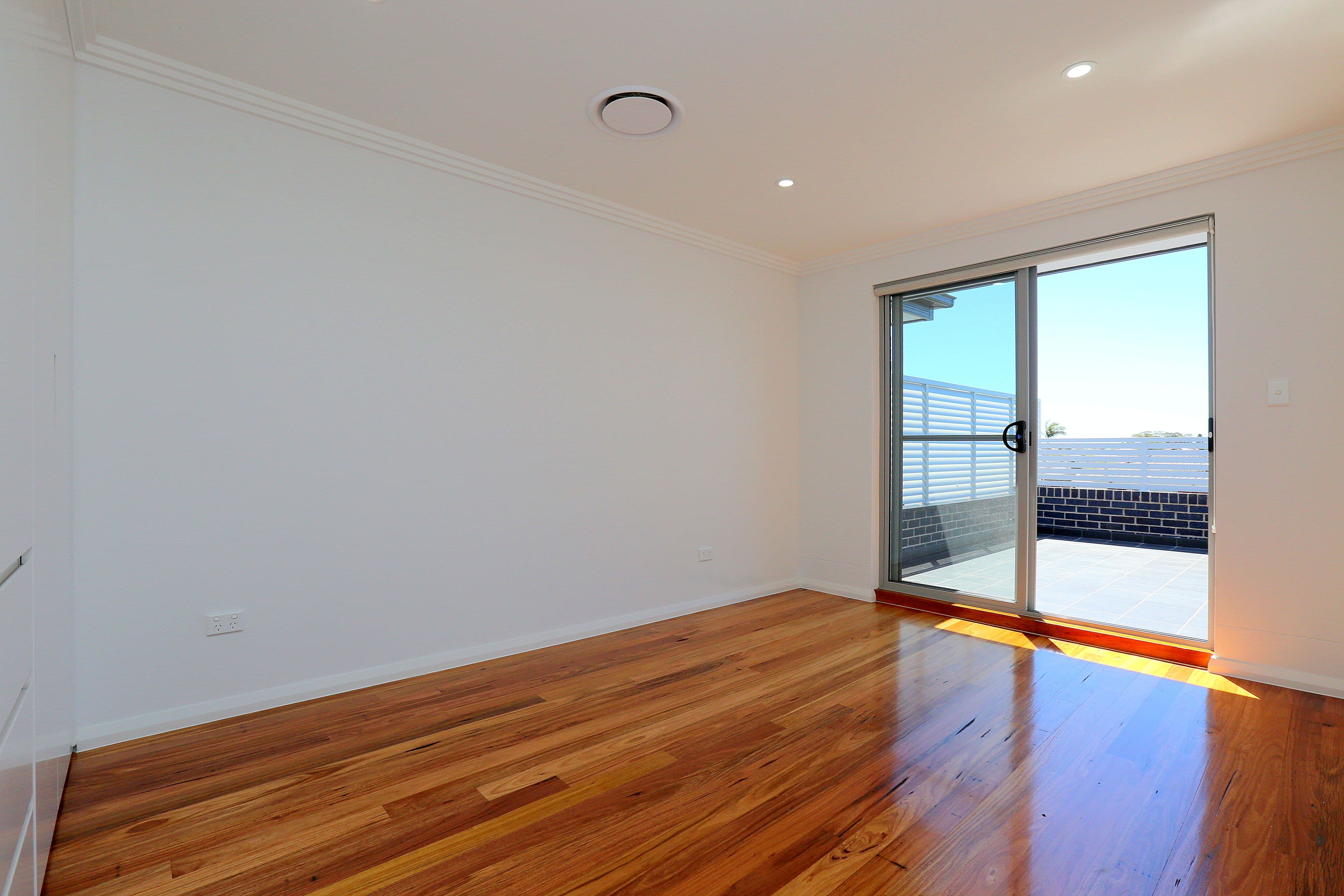 24 Flinders Road, Georges Hall NSW 2198, Georges Hall - Thumbnail 6