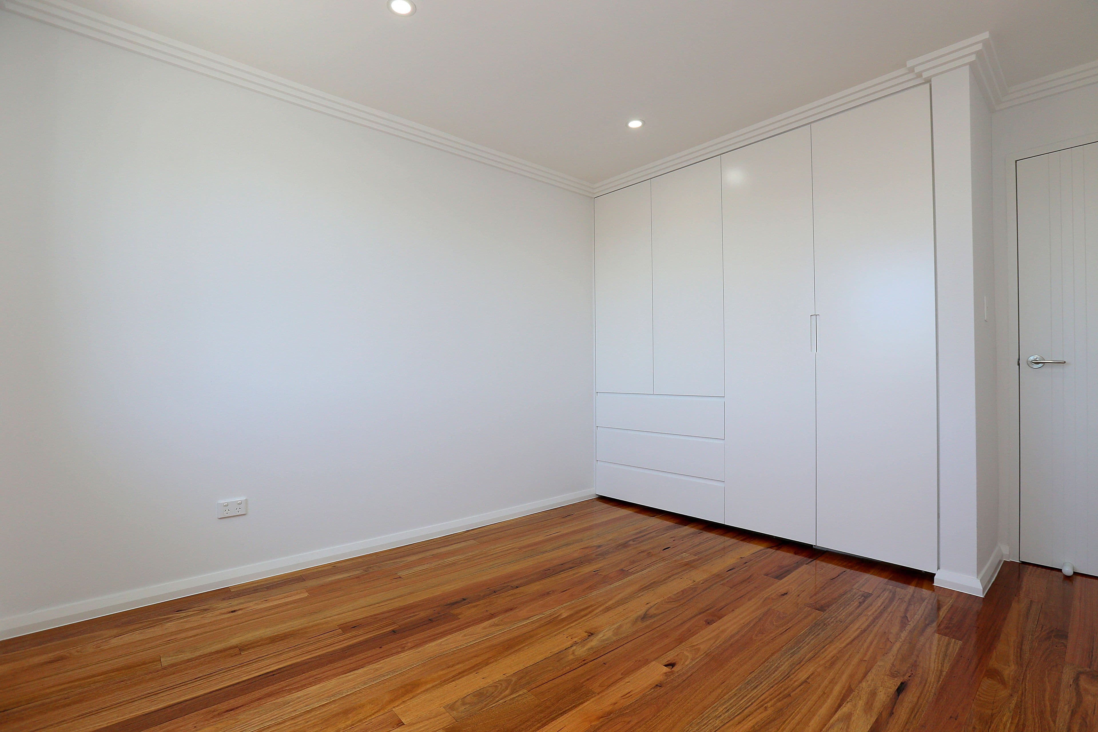 24 Flinders Road, Georges Hall NSW 2198, Georges Hall - Thumbnail 5