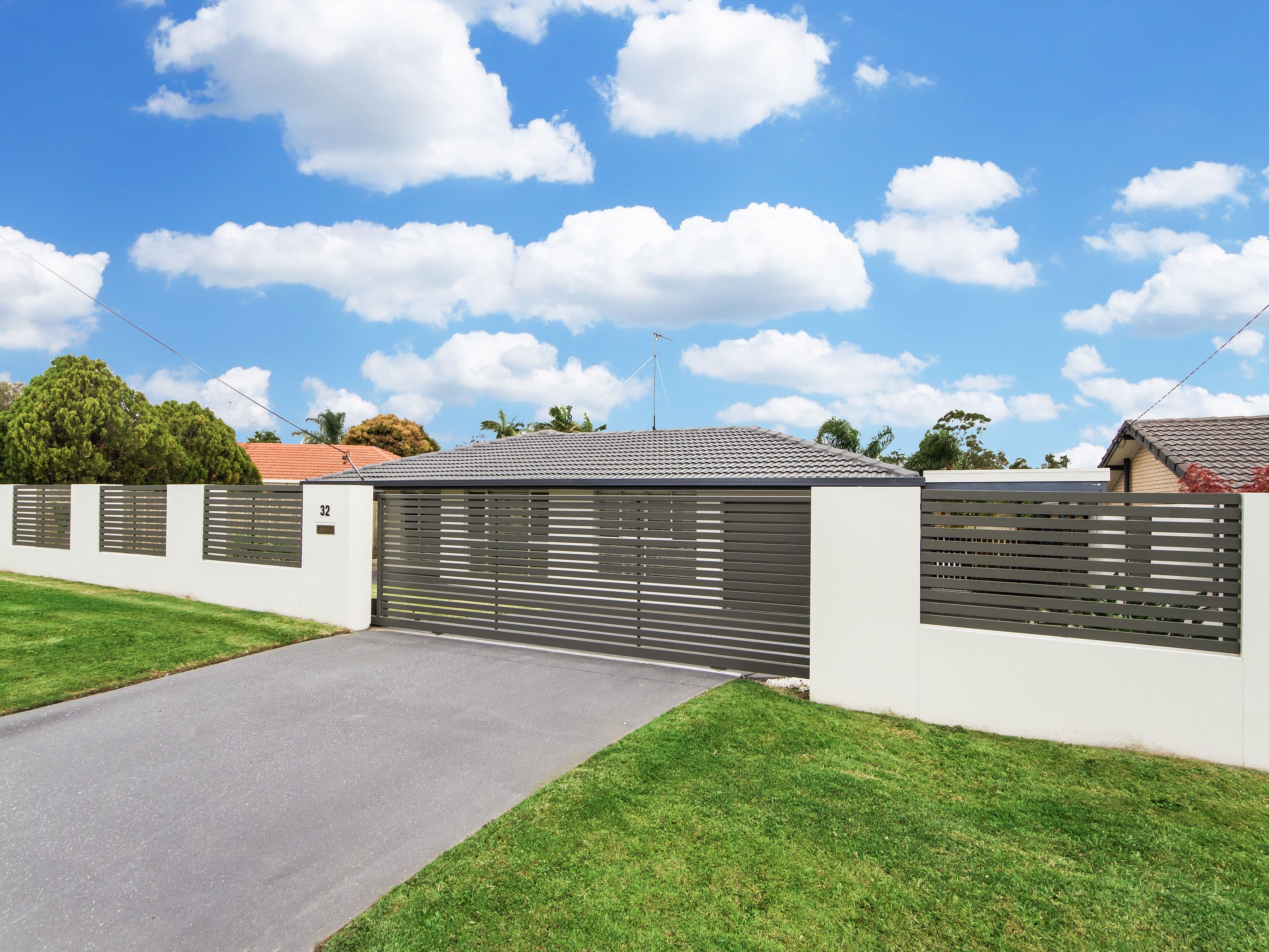 32 Harran Street, Southport QLD 4215, Southport - Thumbnail 2