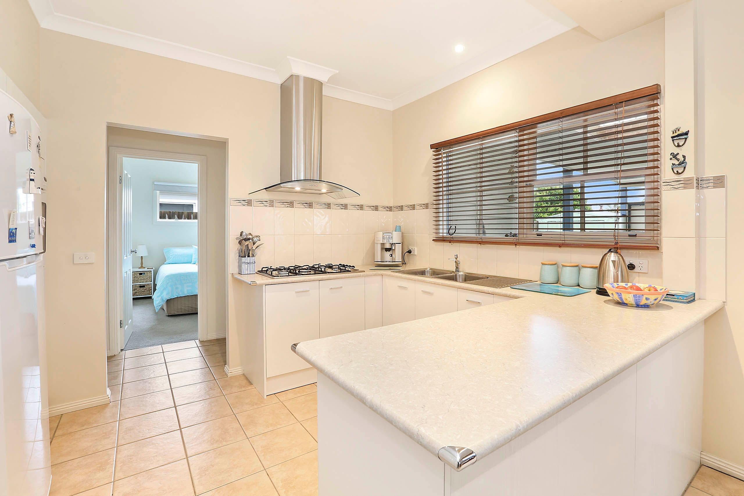 102 Thompson Road, North Geelong VIC 3215, North Geelong - Thumbnail 7