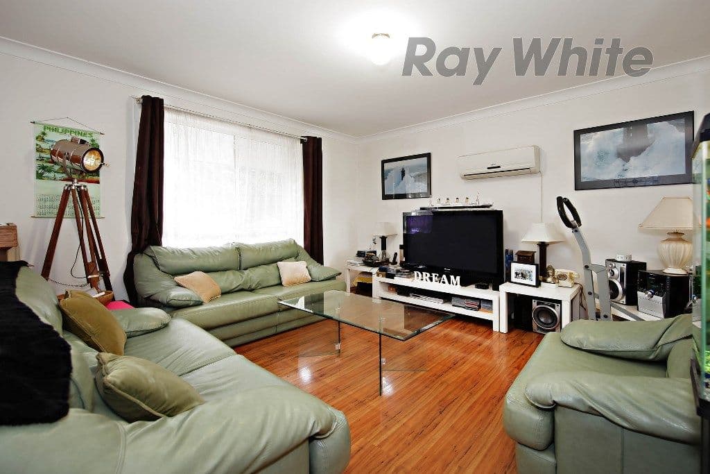 38 Maple Crescent, Point Cook VIC 3030, Point Cook - Thumbnail 2
