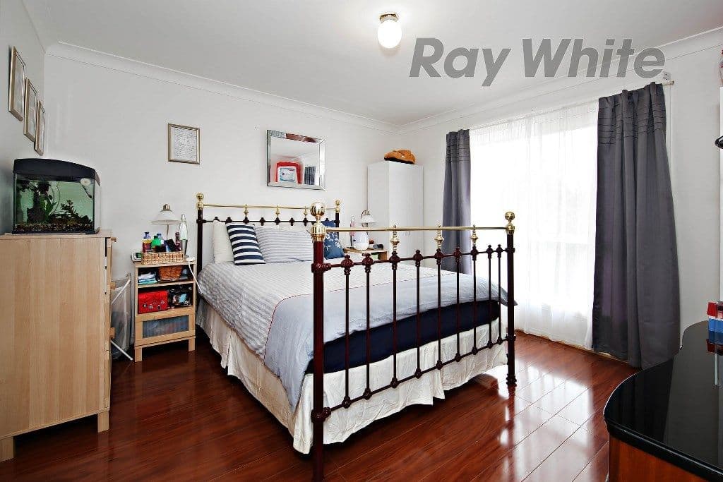 38 Maple Crescent, Point Cook VIC 3030, Point Cook - Thumbnail 3