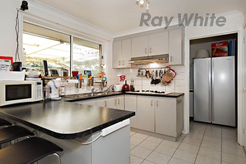38 Maple Crescent, Point Cook VIC 3030, Point Cook - Thumbnail 4