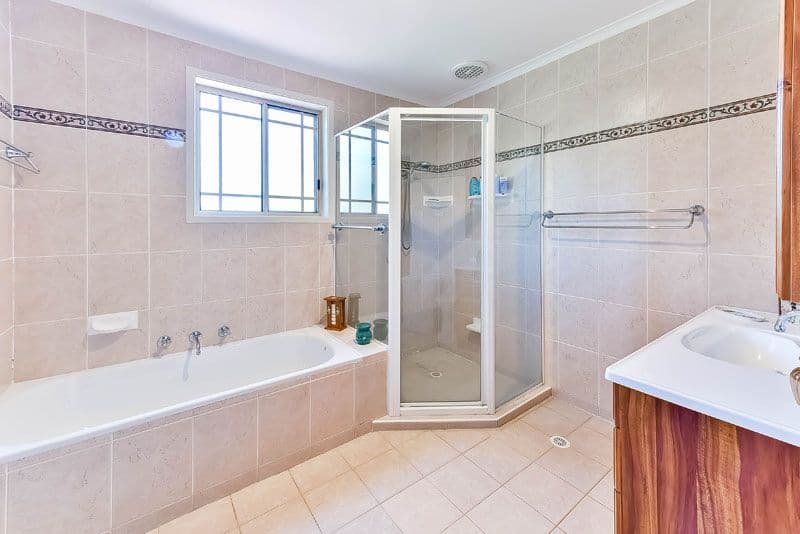 4a Azalea Place, Macquarie Fields NSW 2564, Macquarie Fields - Thumbnail 5
