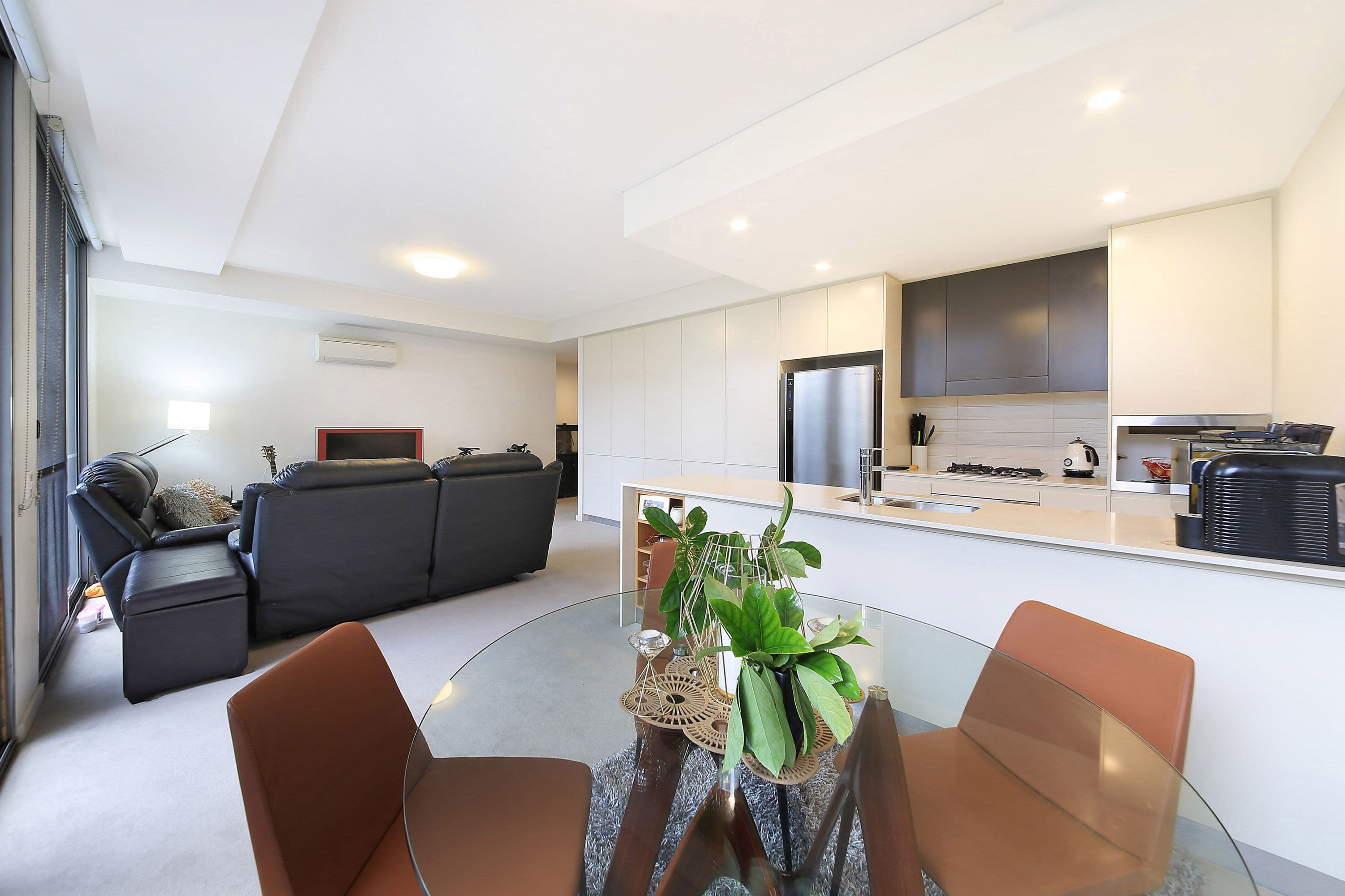 16 Savona Drive, Wentworth Point NSW 2127, Wentworth Point - Thumbnail 3