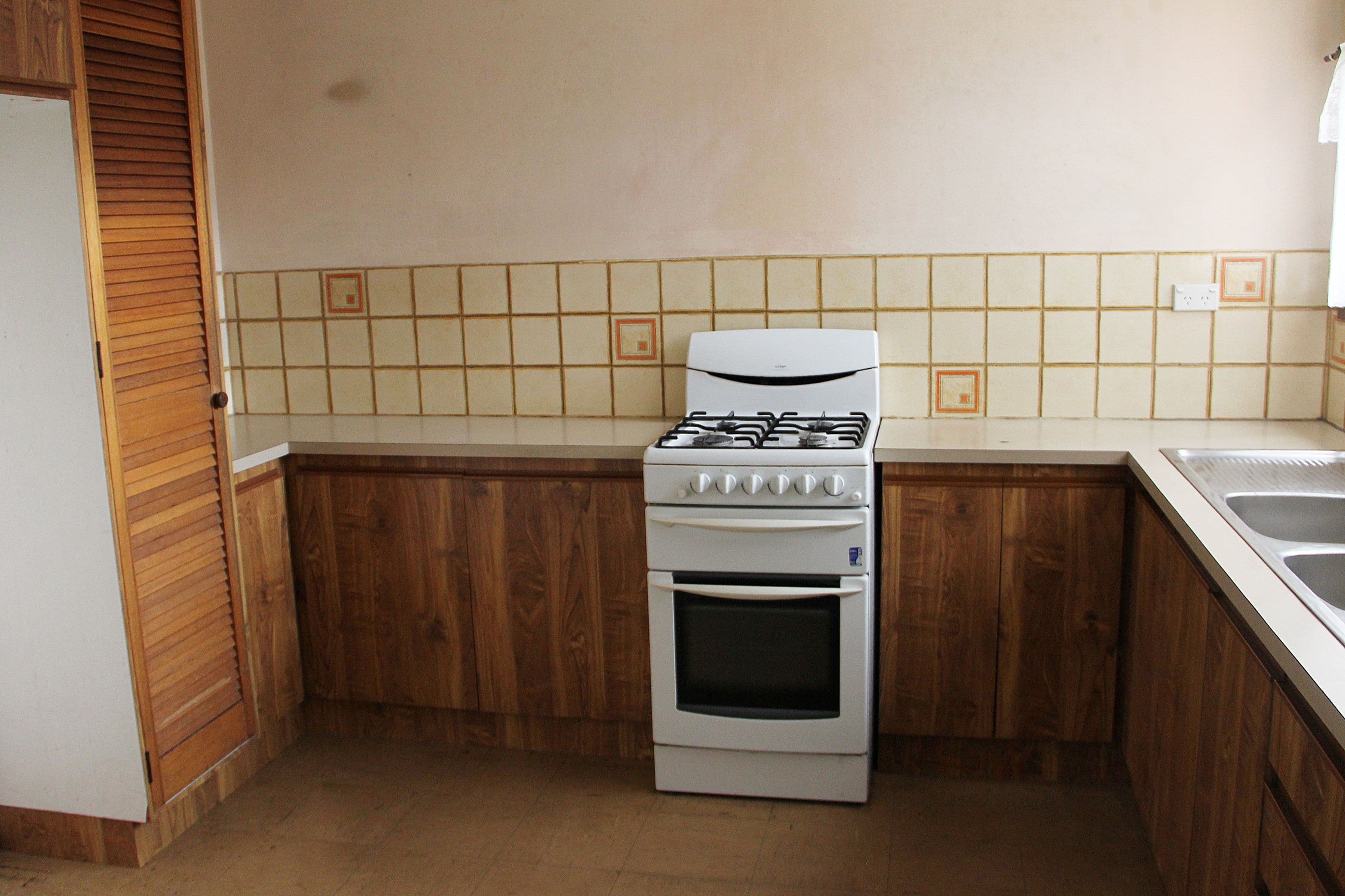 51 Spring Street, Thomastown VIC 3074, Thomastown - Thumbnail 2