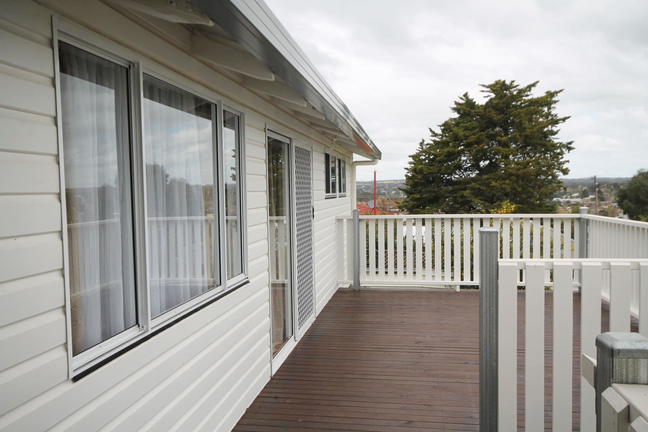 8 Fontenoy Street, Young - Thumbnail 4