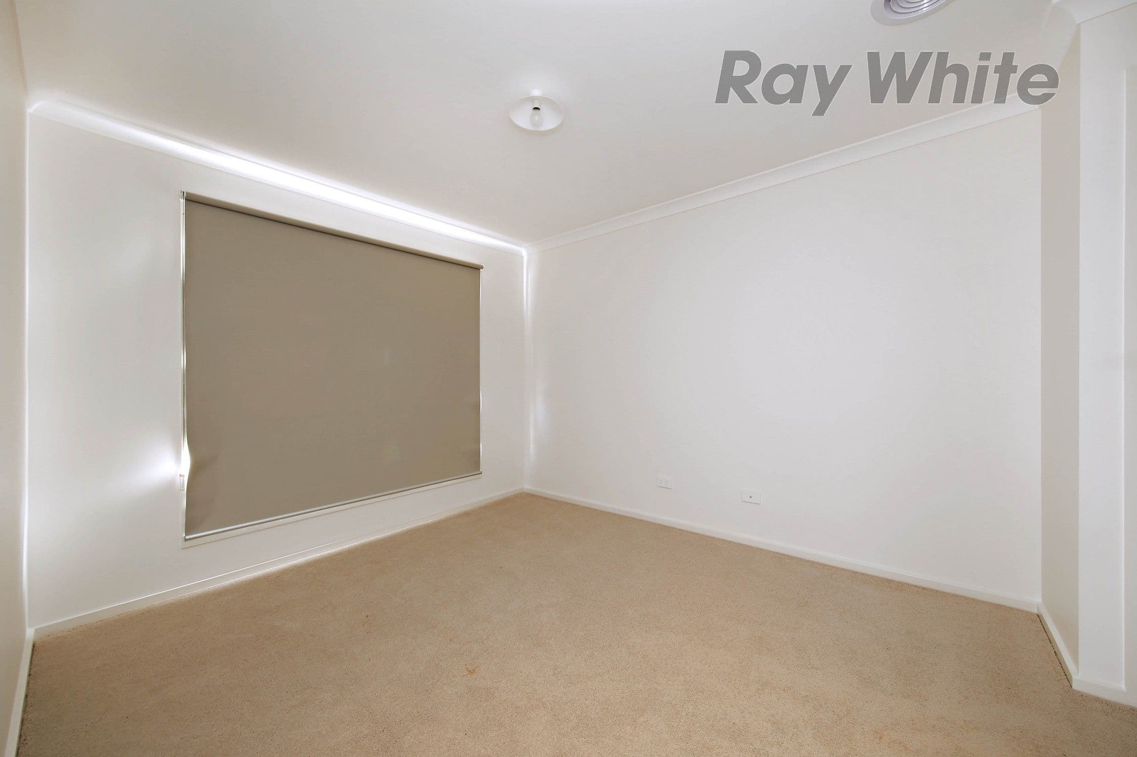 8b Dundas Road, Point Cook VIC 3030, Point Cook - Thumbnail 5