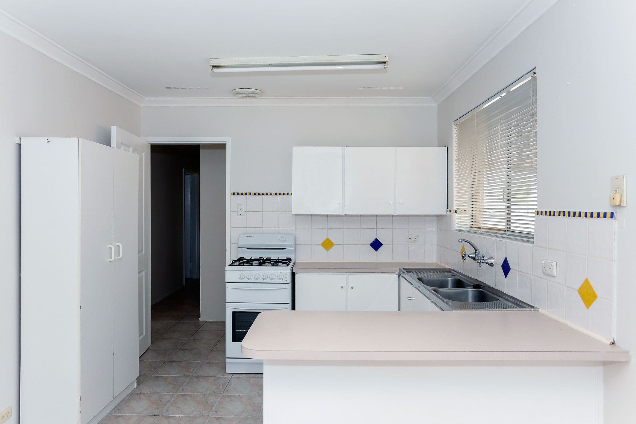 22 Farnley Way, DUNCRAIG WA 6023, Duncraig - Thumbnail 2