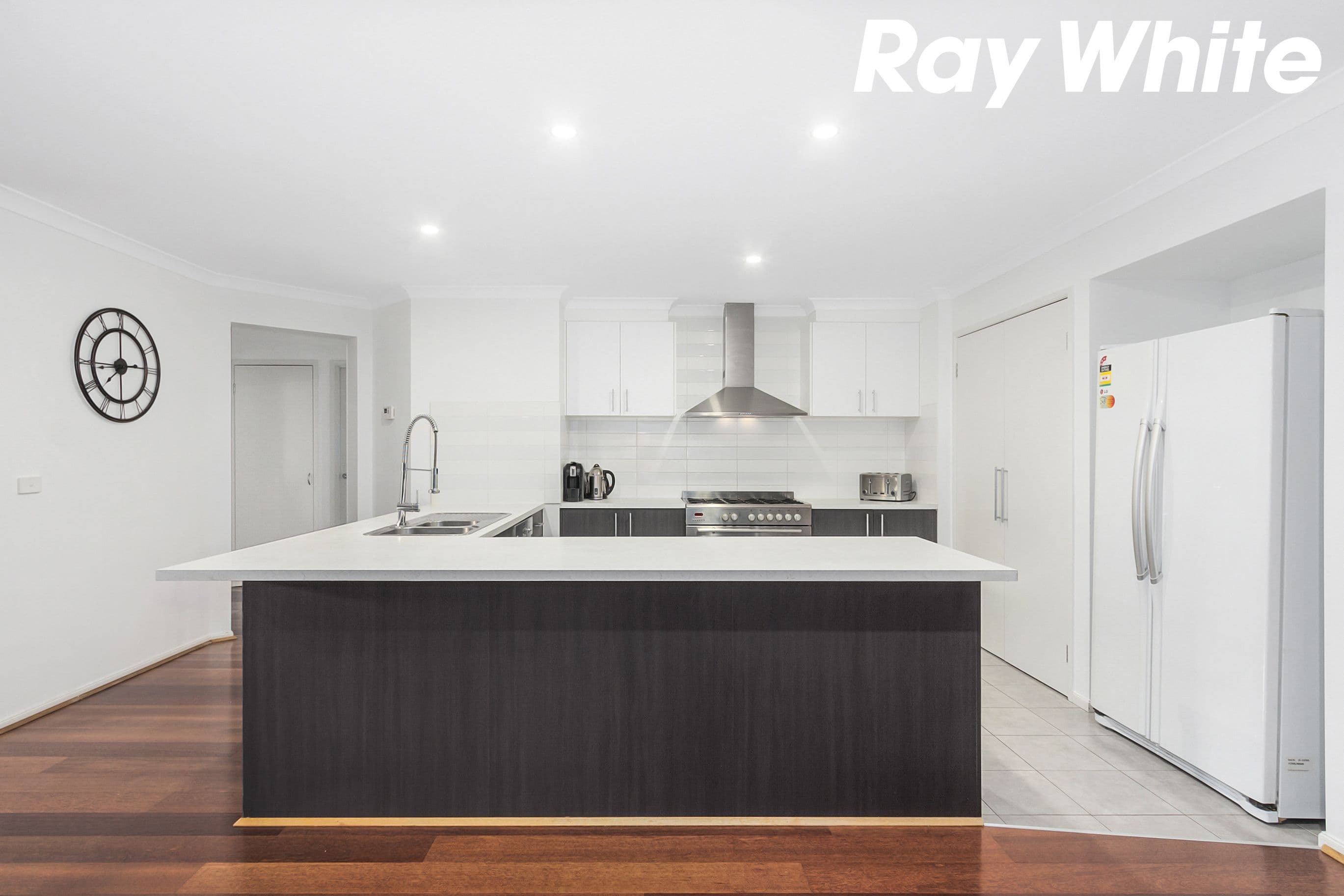38 Honeyeater Way, Pakenham VIC 3810, Pakenham - Thumbnail 7